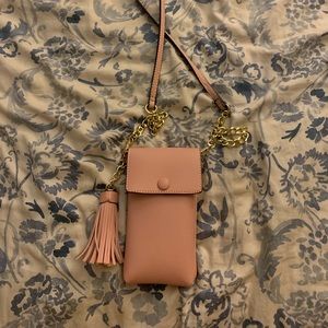 Adorable never used cell phone cross body